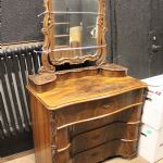 849 3158 MIRROR CHEST